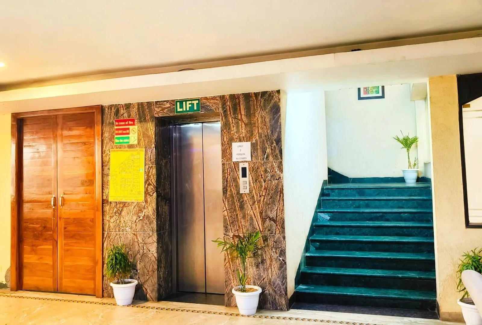 Billions Hotel New Delhi