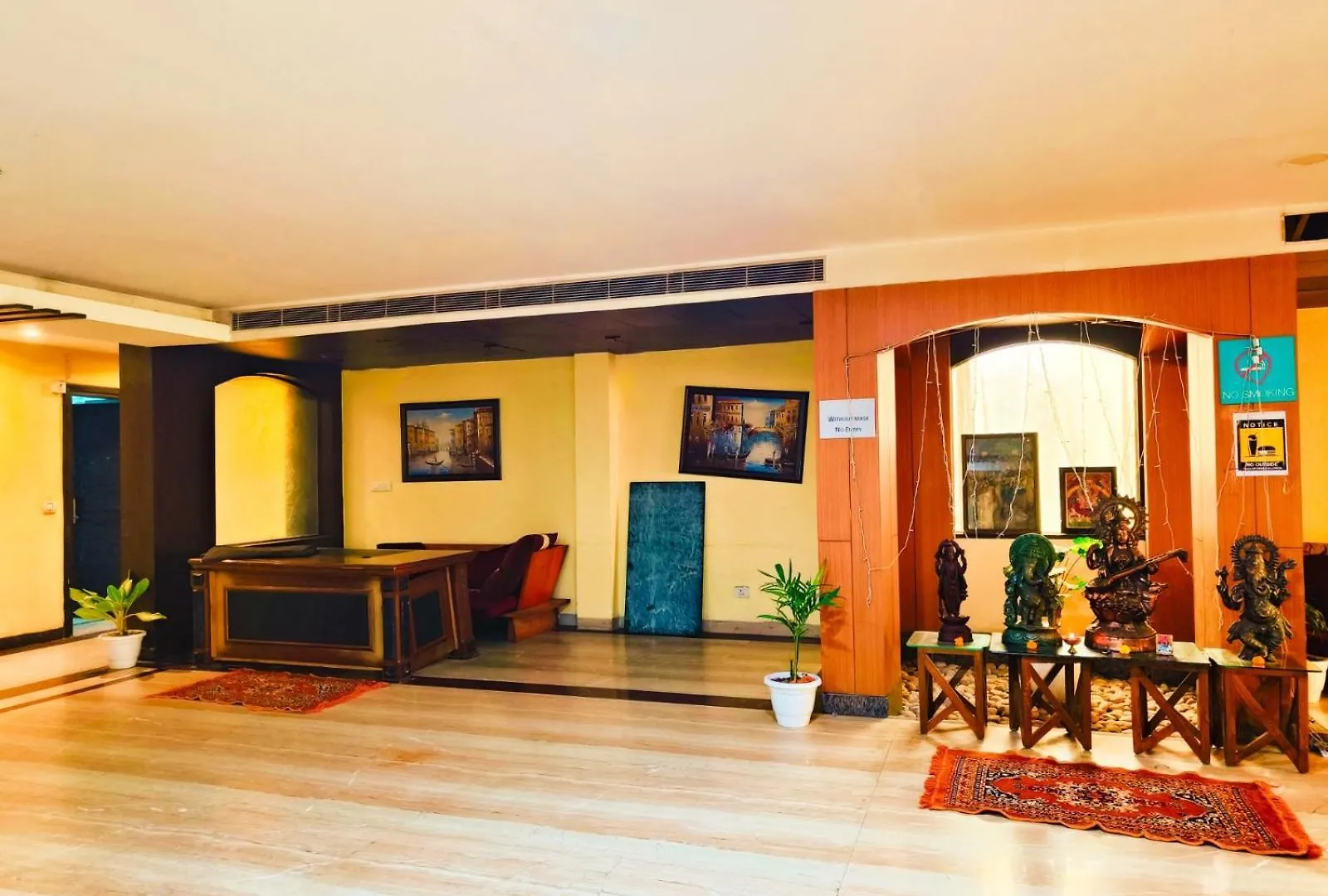 Billions Hotel 3*, New Delhi India